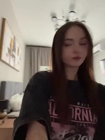 OlivkaVif Adult Chat August 20, 2025