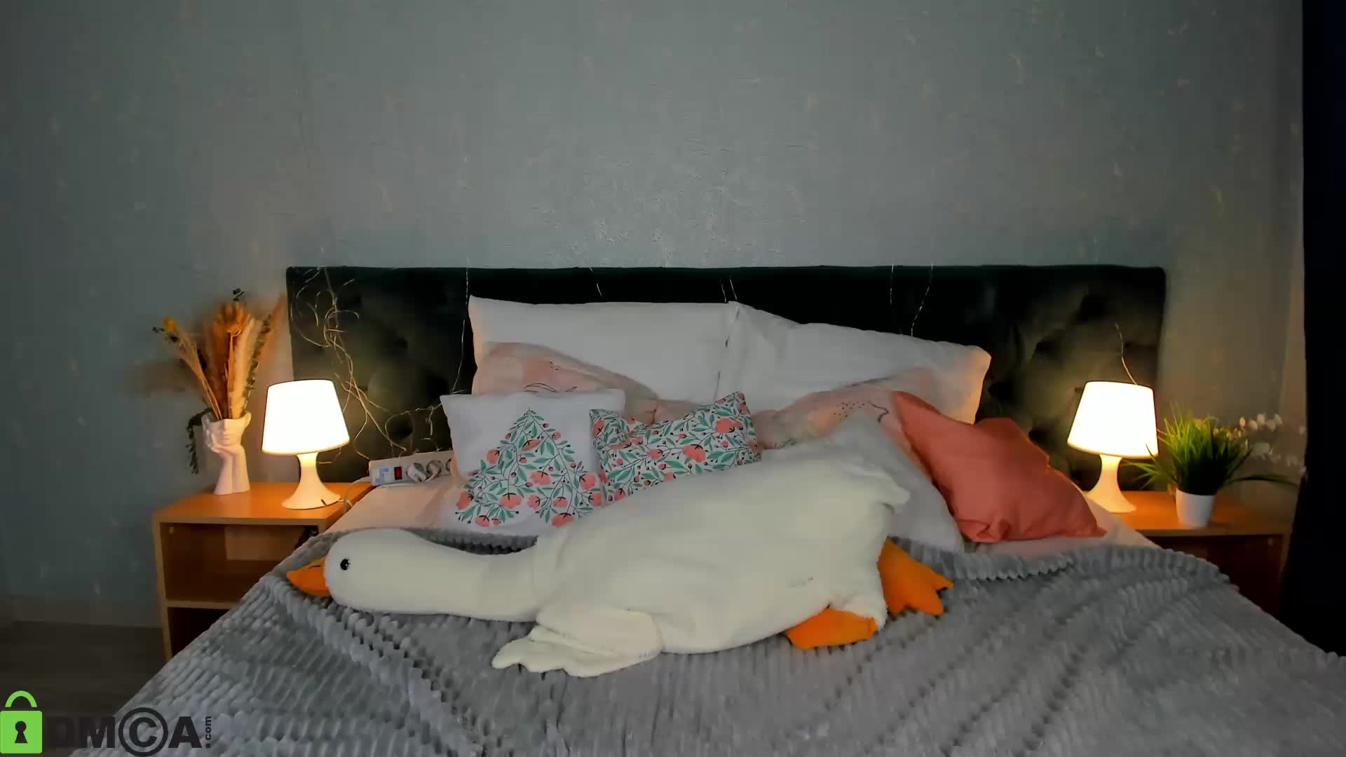 Mia-Dixons Adult Chat August 21, 2025