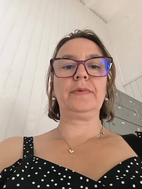 ARINA-XXX Adult Chat August 20, 2025