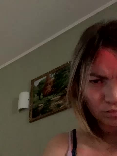 Ella-Pearlie Adult Chat August 21, 2025