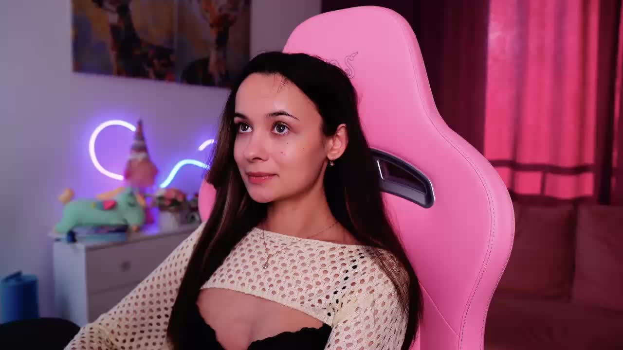 JuicyAngel Adult Chat August 21, 2025