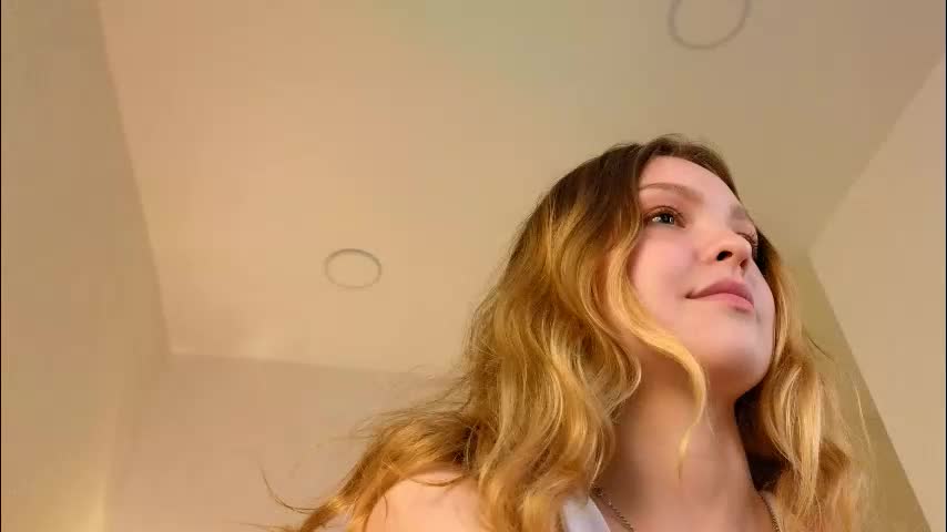 alice_tucci Adult Chat August 21, 2025