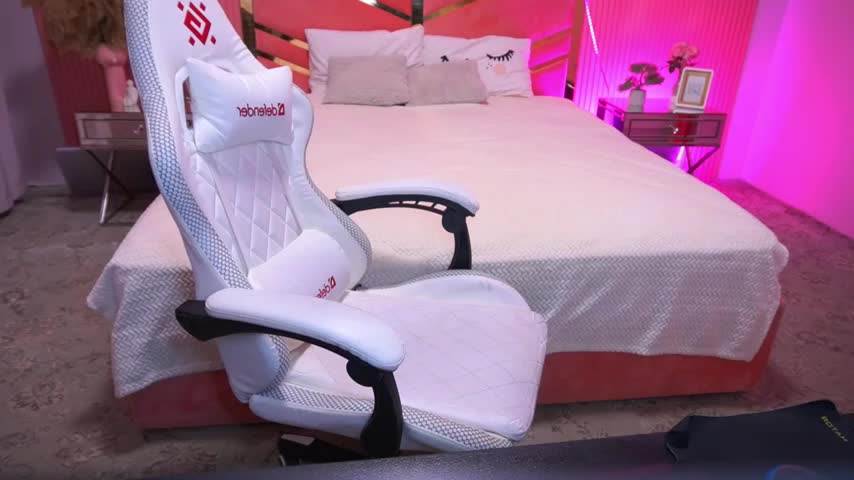 SpicyyDolly Adult Chat August 21, 2025