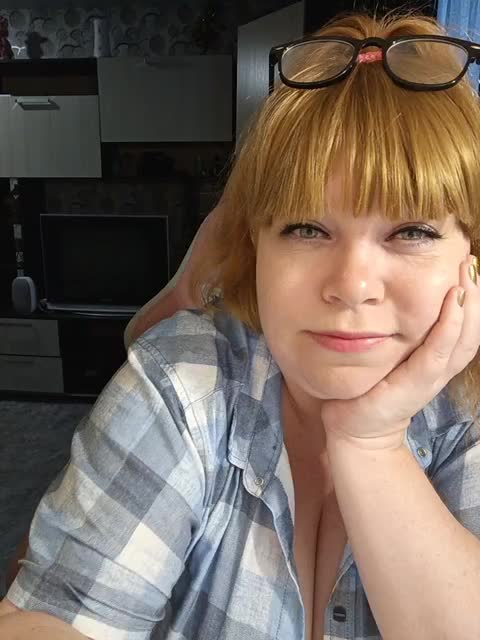 Svetlanka04 Adult Chat August 21, 2025