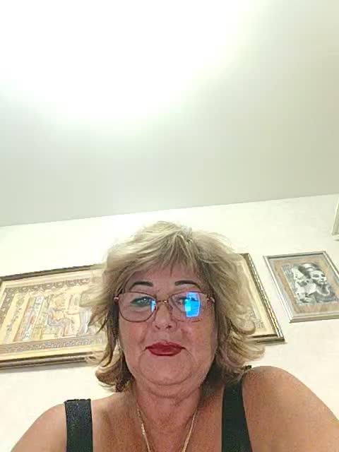 KarinkaSweet Adult Chat August 21, 2025