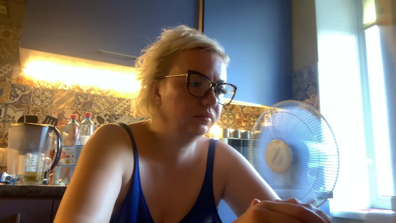 Oksana494 Adult Chat August 21, 2025