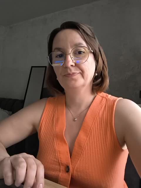 ARINA-XXX Adult Chat August 21, 2025