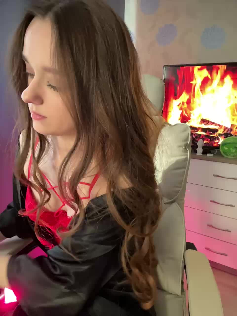 YMNICHKA Adult Chat August 21, 2025