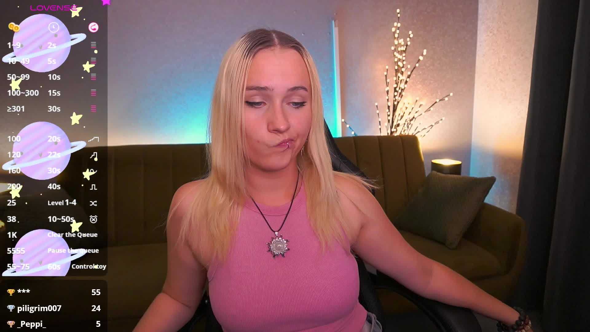 LilElfie Adult Chat August 21, 2025