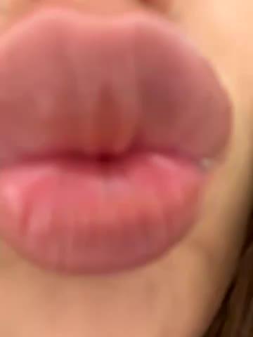 Polli_Kiss Adult Chat August 21, 2025