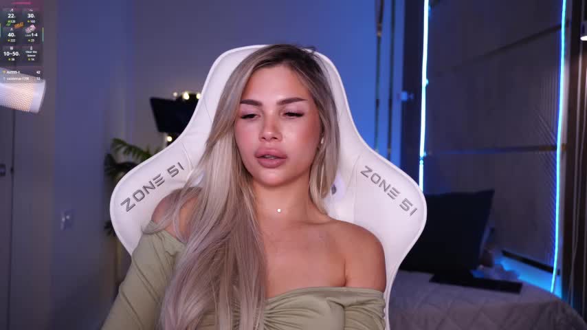 babyfaceeess01 Adult Chat August 21, 2025