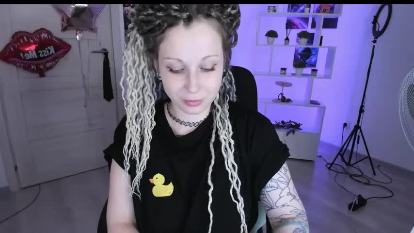 HoneySallyMoore Adult Chat August 21, 2025