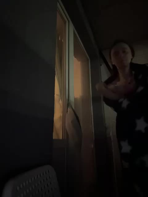 -LittleFairy- Adult Chat August 21, 2025