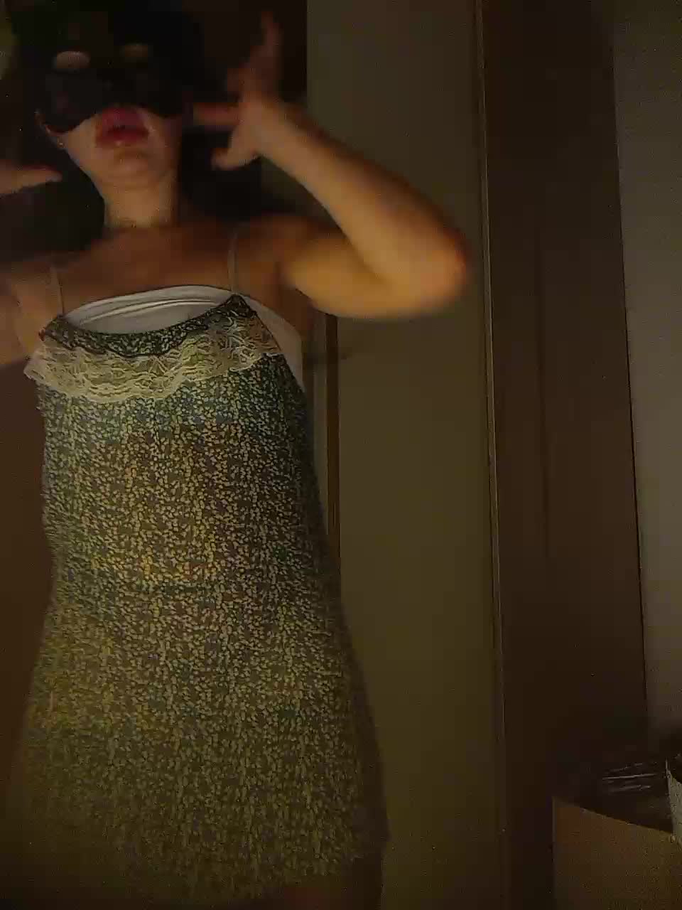 Ekaterina2221 Adult Chat August 21, 2025