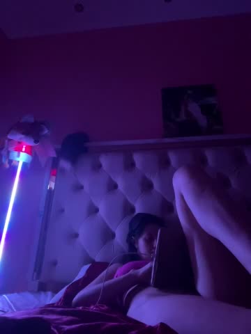 Flossy_Vettie Adult Chat August 21, 2025