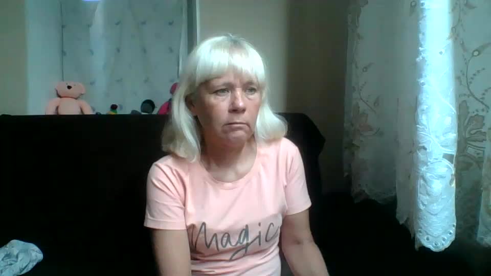 sakura_blonde Adult Chat August 21, 2025