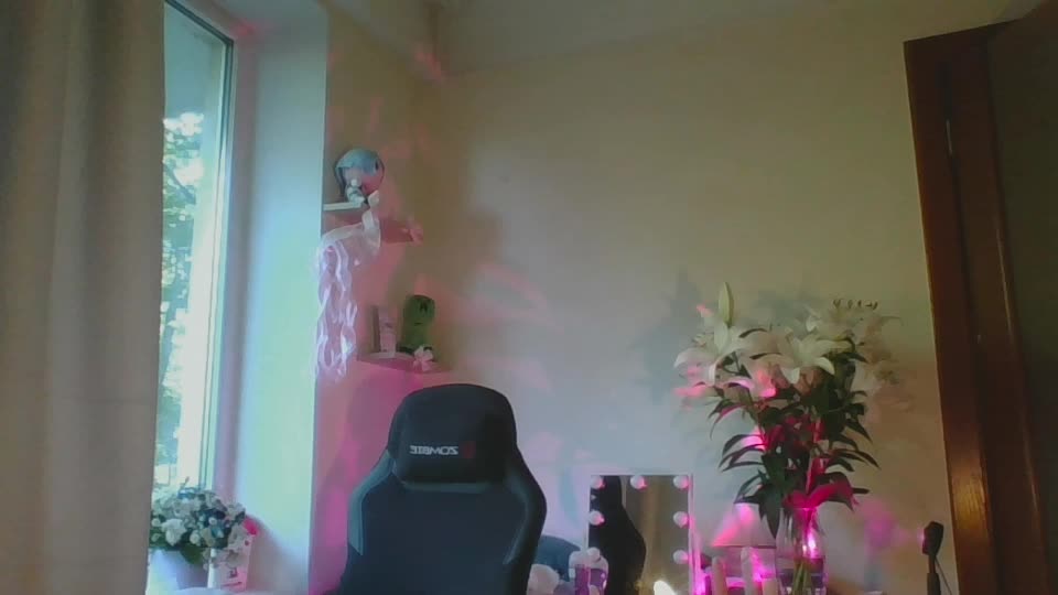 Lirras Adult Chat August 21, 2025