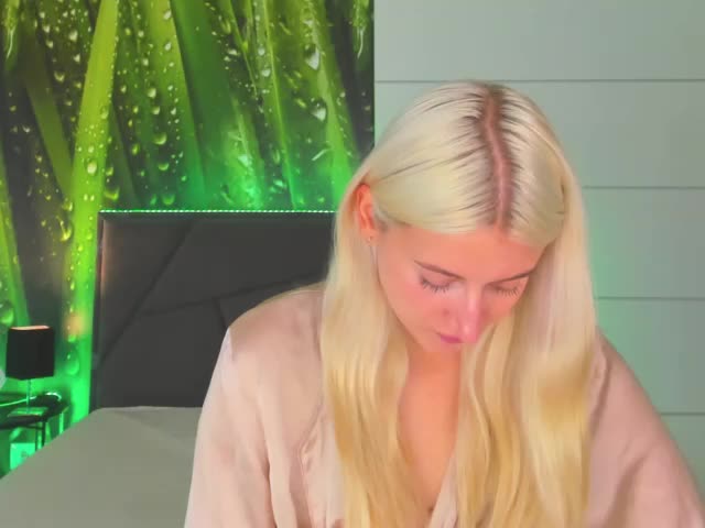 HollyTaillor Adult Chat August 21, 2025