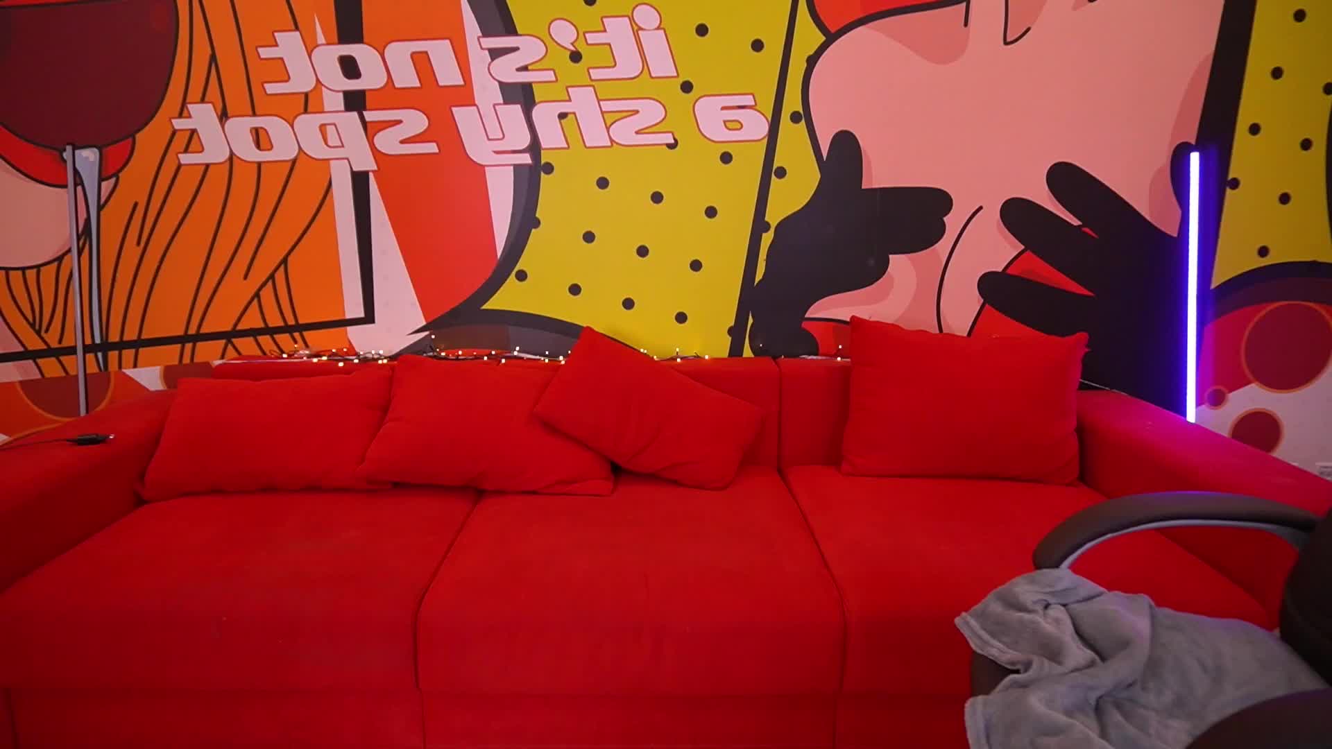 ValeryRosseee Adult Chat August 21, 2025