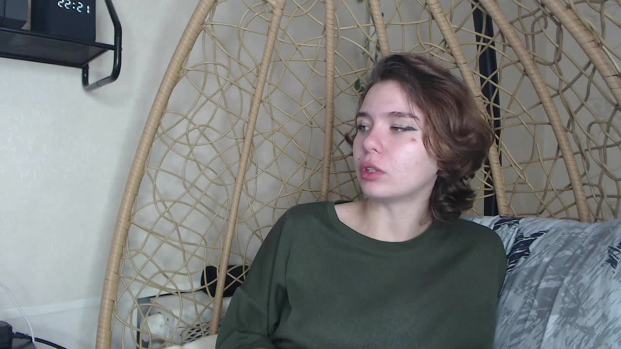 Lulu-Sun Adult Chat August 20, 2025