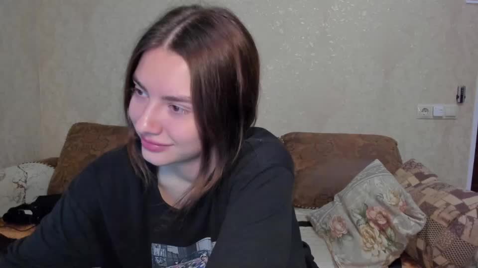 lizzi_muur Adult Chat August 21, 2025