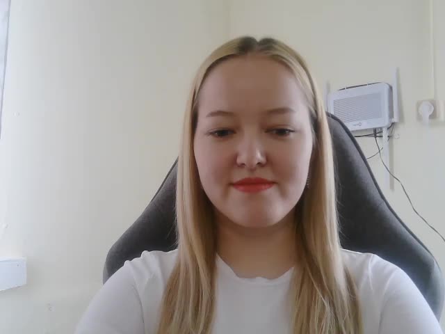 -Sweet-smile- Adult Chat August 21, 2025