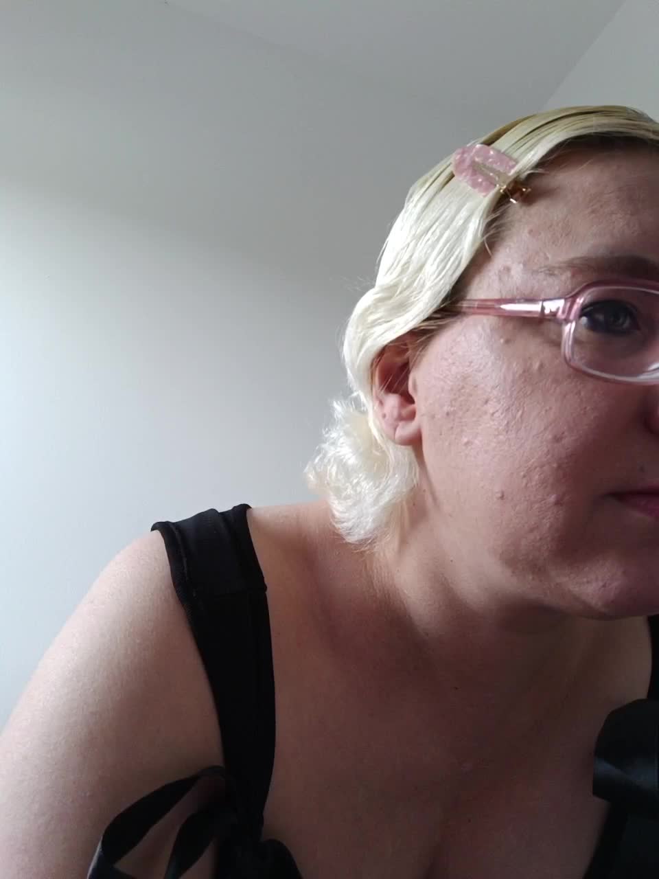 Vika211 Adult Chat August 21, 2025