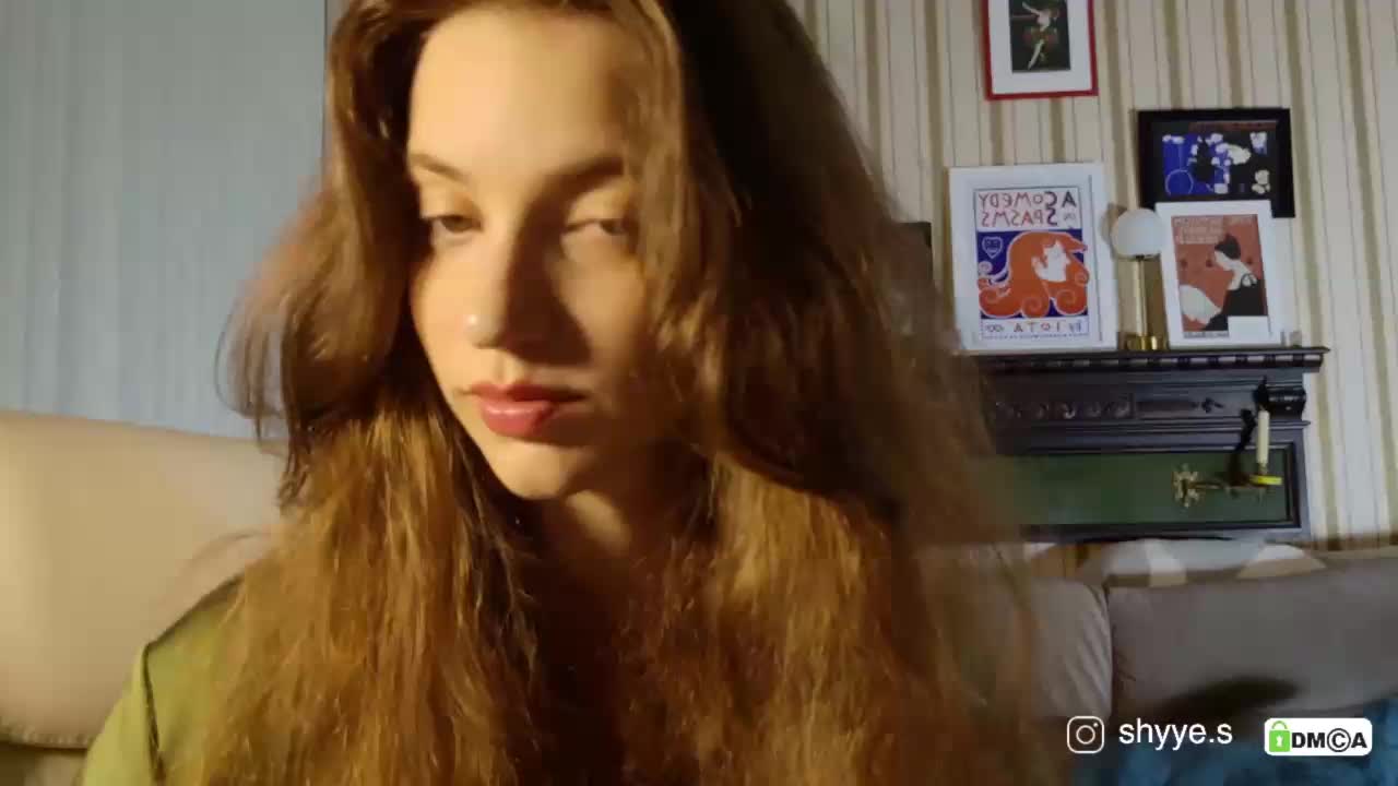 SarahShy Adult Chat August 20, 2025