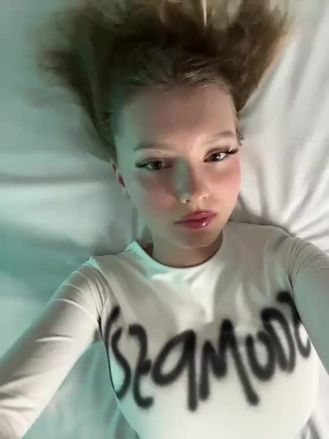 -Nezukoo- Adult Chat August 21, 2025