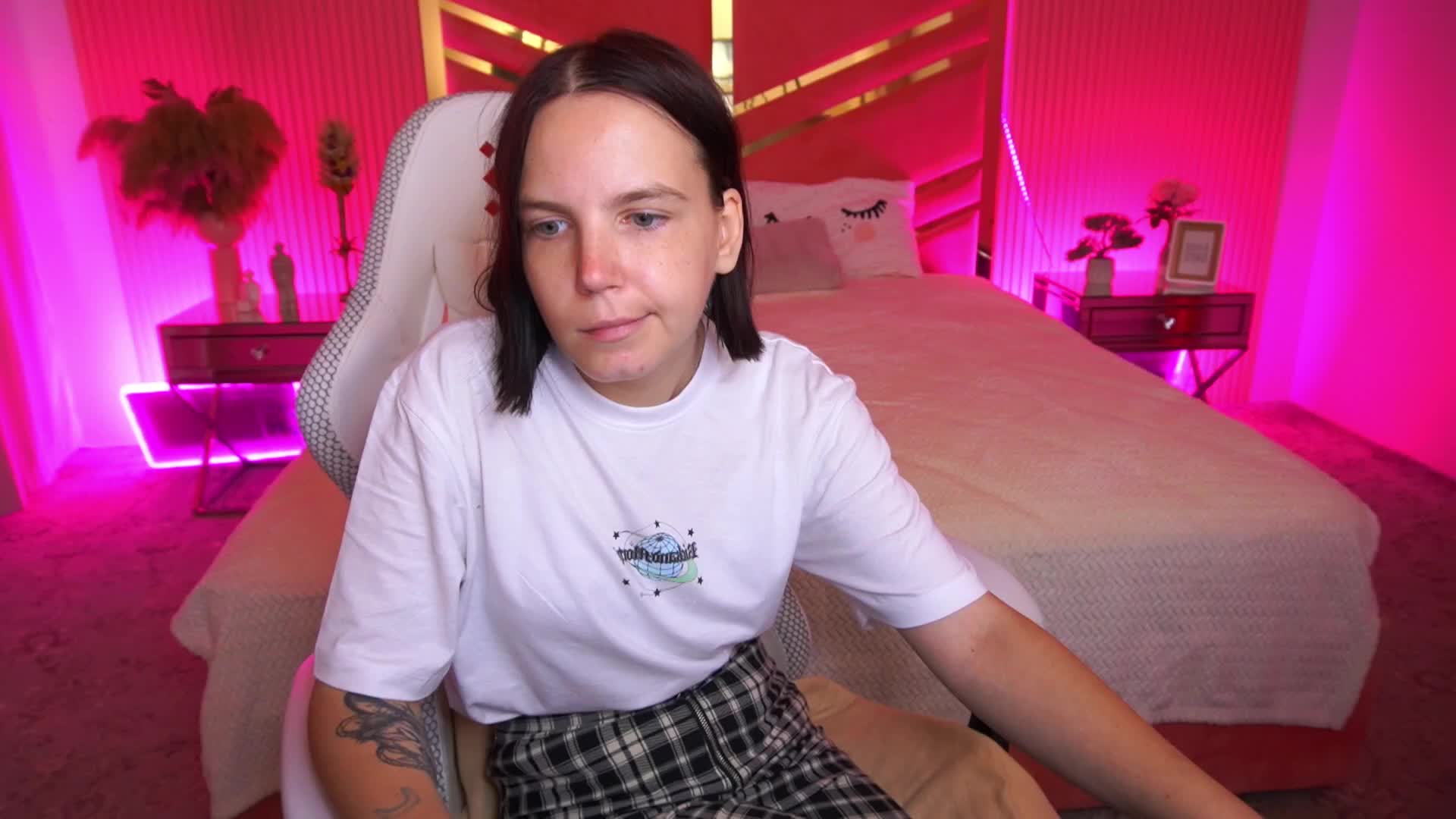 SpicyyDoll Adult Chat August 21, 2025