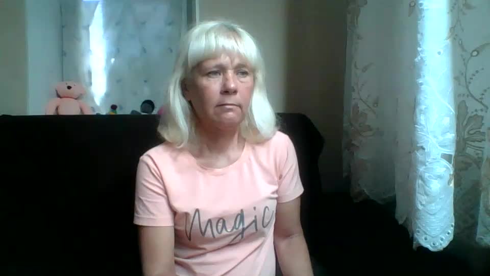 sakura_blonde Adult Chat August 21, 2025