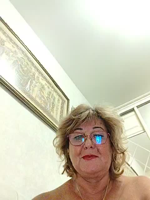 KarinkaSweet Adult Chat August 22, 2025