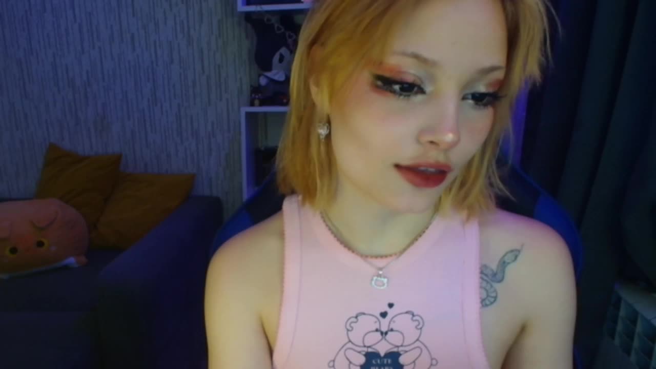 AnnaSinger Adult Chat August 22, 2025