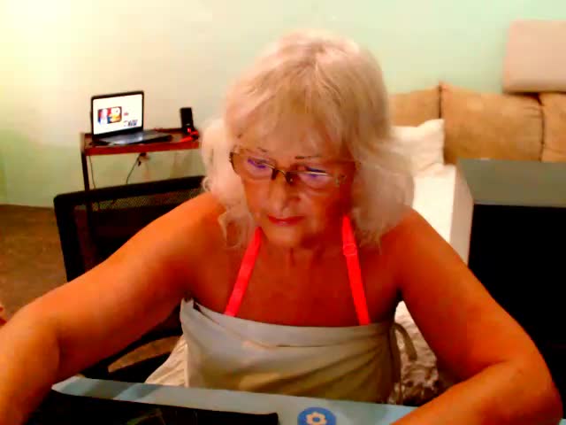 Natali7634 Adult Chat August 22, 2025