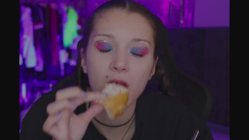 Kathleen_Meow Adult Chat August 22, 2025