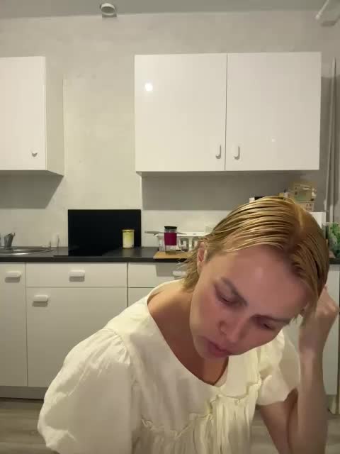 vik77777A Adult Chat August 22, 2025