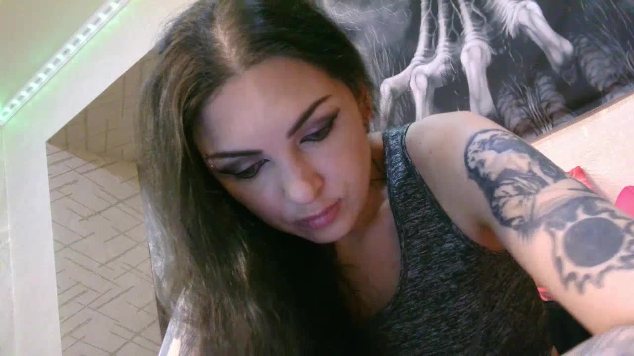 TvarRoxy Adult Chat August 22, 2025