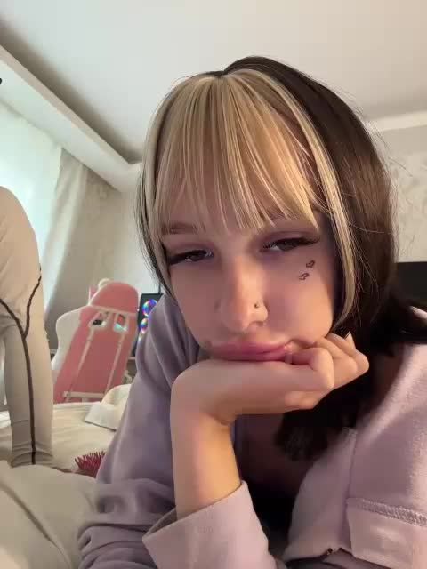 millemimi Adult Chat August 22, 2025