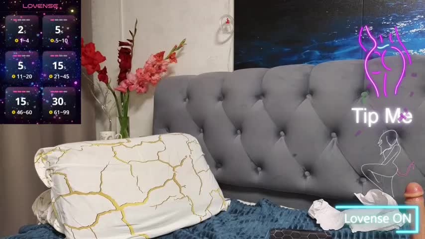 Strip-Lady Adult Chat August 22, 2025