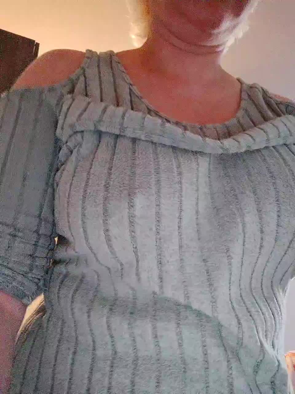 Vika211 Adult Chat August 22, 2025