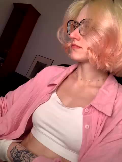 Sexy-Sweets Adult Chat August 22, 2025