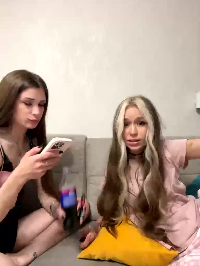 askorbinkiii Adult Chat August 22, 2025