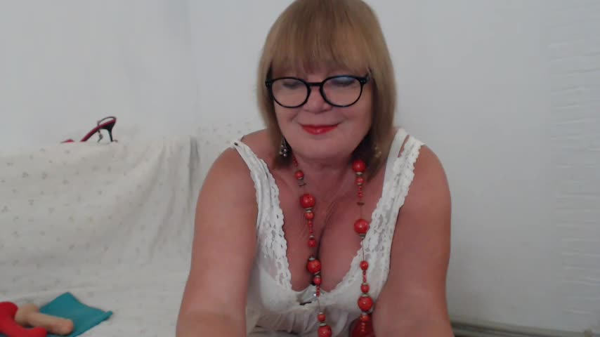 KisaMolis Adult Chat August 22, 2025