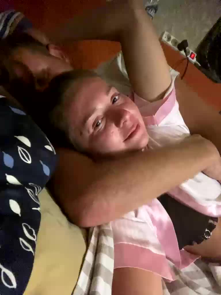 HelgaLeo Adult Chat August 22, 2025