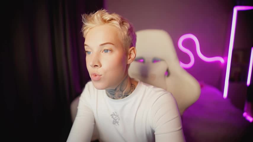 soulinacage Adult Chat August 22, 2025