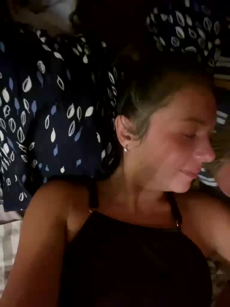 HelgaLeo Adult Chat August 22, 2025