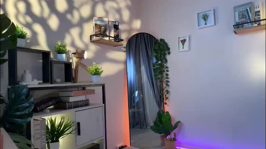 lela_ryan Adult Chat August 22, 2025