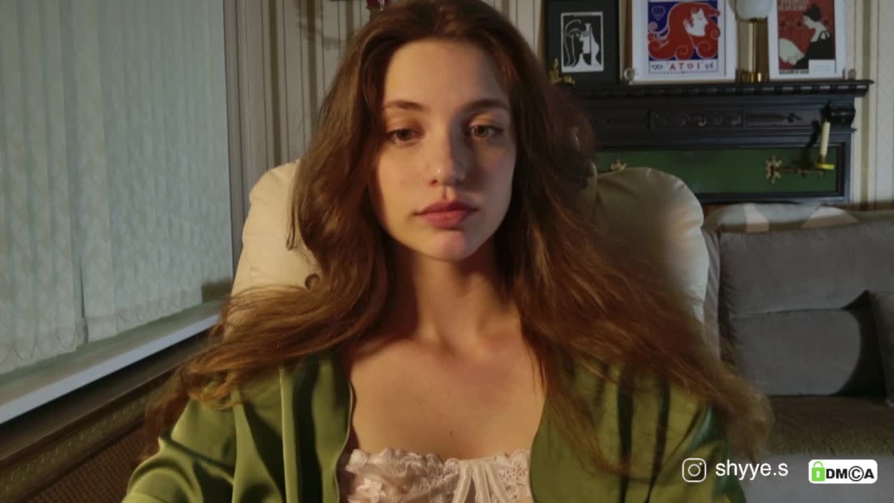 SarahShy Adult Chat August 22, 2025