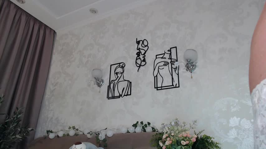 Emilly_angel Adult Chat August 22, 2025