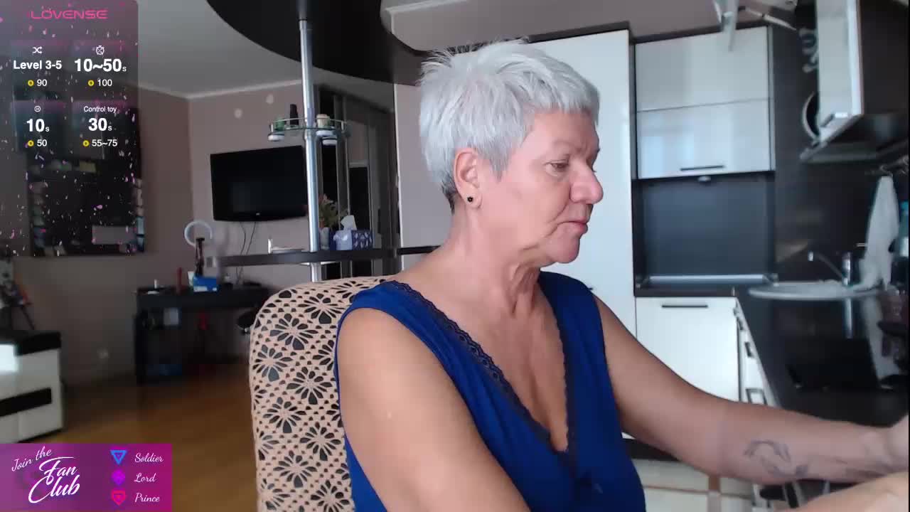 roxana-brooks Adult Chat August 22, 2025